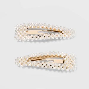 Beautiful 3” oversized pearl hair clips